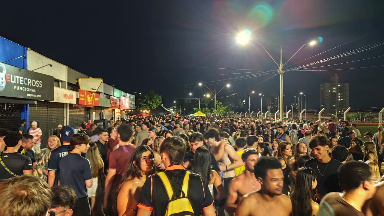 Foto 7 de 11 — Bloco Ai! Que Preguiça! abre Carnaval de Araraquara; veja fotos